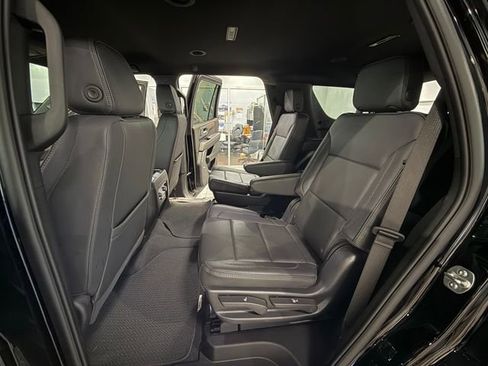 Certified 2025 GMC Yukon Denali image 11