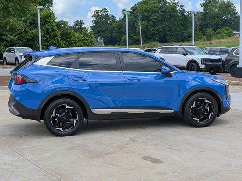Used 2026 Kia Sportage EX FWD image 20