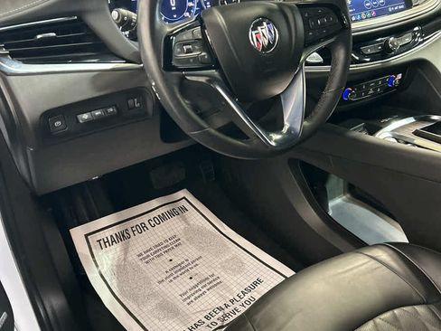 Used 2023 Buick Enclave Avenir w/ Avenir Technology Package AWD/4WD image 9
