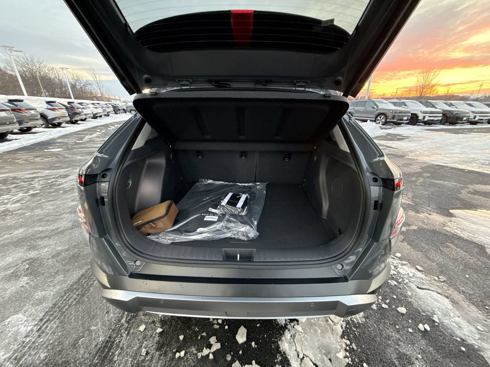 Used 2026 Hyundai Kona Limited FWD image 27