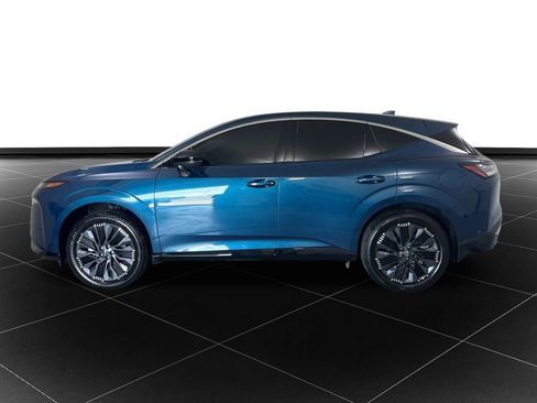 Used 2025 Nissan Murano Platinum w/ Cargo Package image 2