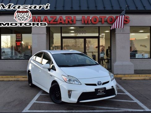 Used 2015 Toyota Prius One FWD image 1