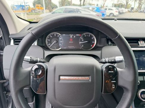 Used 2020 Land Rover Discovery Sport image 16