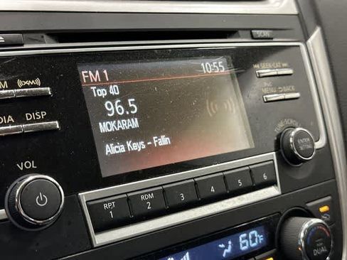 Used 2017 Nissan Altima 2.5 SV FWD image 22