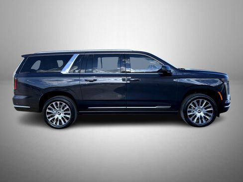 Certified 2025 Cadillac Escalade ESV Premium Luxury Platinum AWD/4WD image 4