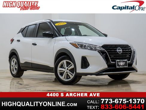 Used 2023 Nissan Kicks S image 1
