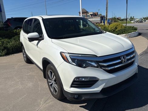 Used 2017 Honda Pilot EX-L image 4