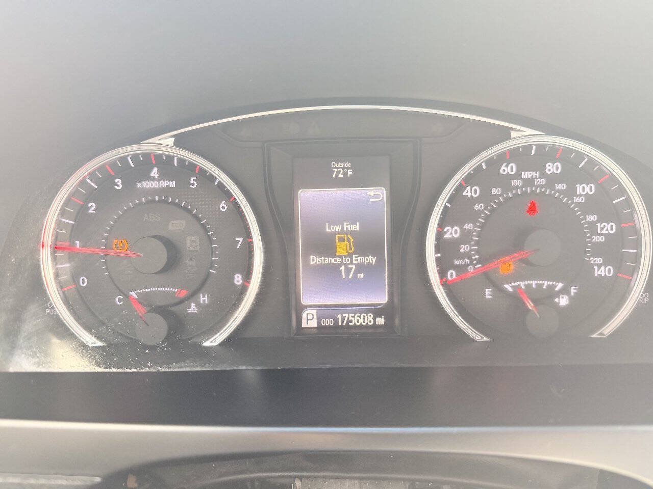 Used 2017 Toyota Camry SE FWD image 20