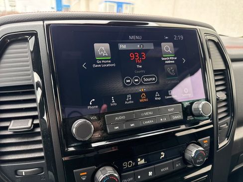 Used 2023 Nissan Titan PRO-4X w/ Pro-4x Convenience Package image 18