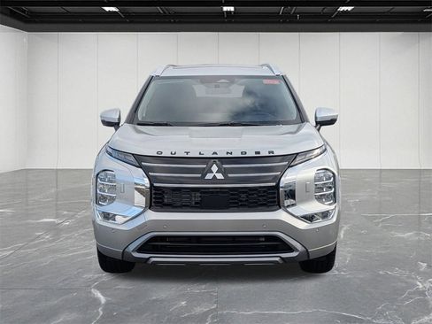 New 2026 Mitsubishi Outlander SEL image 8