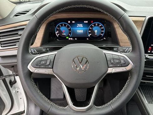 New 2026 Volkswagen Atlas SE image 15