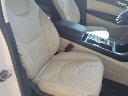 Used 2023 Ford Edge Titanium AWD/4WD image 14