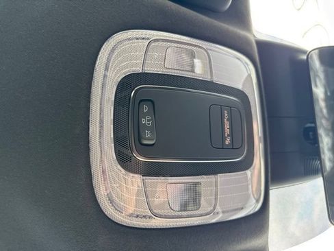 Used 2025 Hyundai Elantra Sport FWD image 26