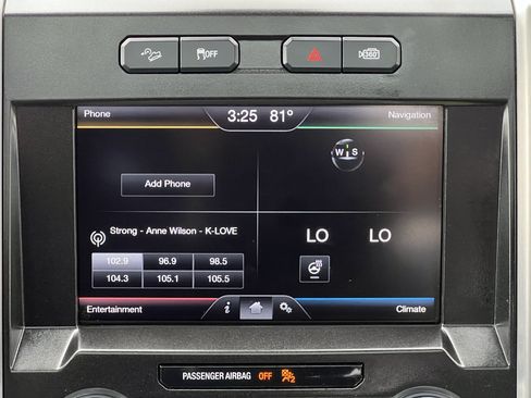 Used 2015 Ford F150 Platinum w/ Equipment Group 701A Luxury AWD/4WD image 33