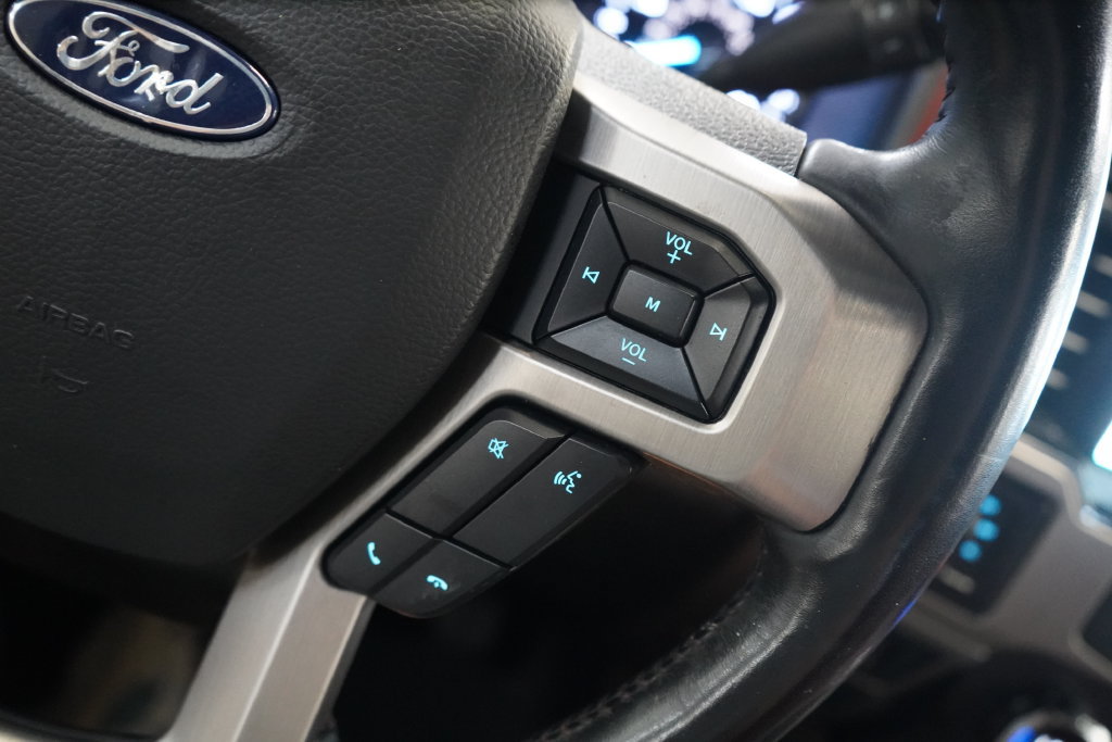 Used 2022 Ford F250 Platinum w/ Tremor Off-Road Package AWD/4WD image 36