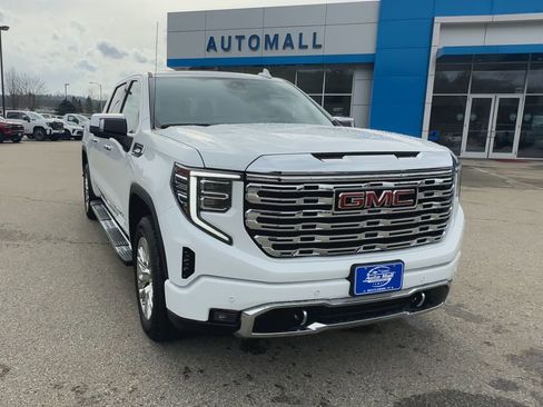 Used 2023 GMC Sierra 1500 Denali w/ Technology Package image 3