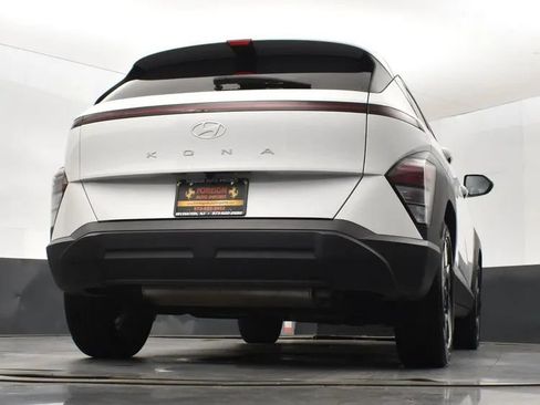 Used 2024 Hyundai Kona SEL FWD image 13