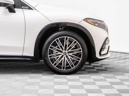 Used 2023 Mercedes-Benz EQS 450+ 4MATIC SUV image 34