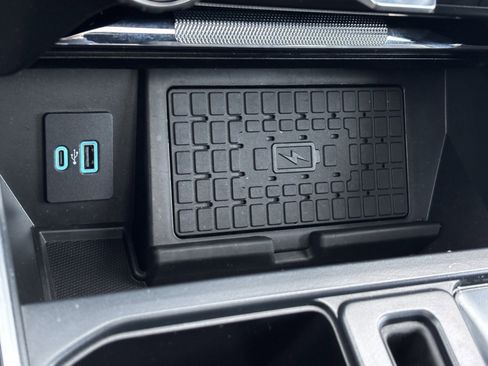 Used 2024 Ford F150 Platinum w/ Equipment Group 702A High image 23