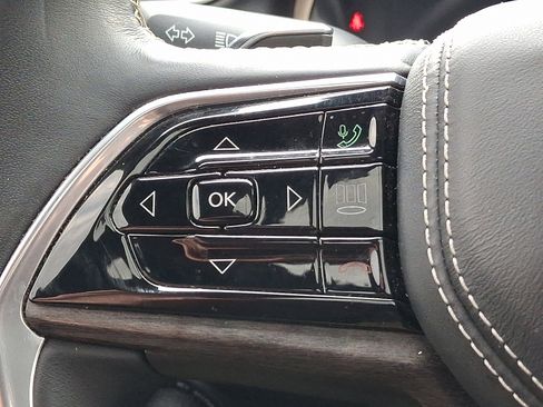 Certified 2021 Jeep Grand Cherokee L Overland w/ Luxury Tech Group IV image 23