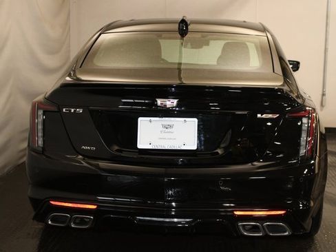 Used 2025 Cadillac CT5 V image 6
