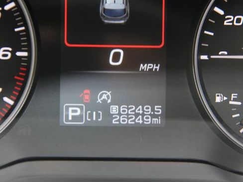 Used 2024 Subaru Crosstrek 2.0i Premium AWD/4WD image 25