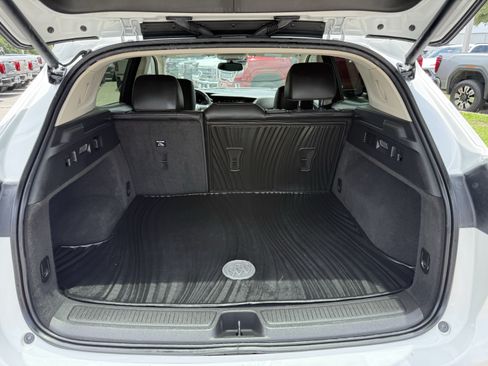 Used 2023 Buick Envision Essence FWD image 32