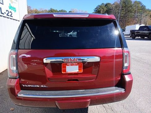 Used 2020 GMC Yukon XL Denali image 5