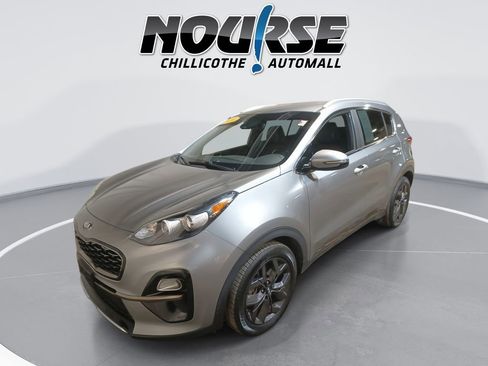 Used 2020 Kia Sportage S image 1