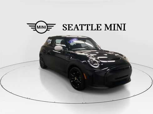 Certified 2024 MINI Cooper SE FWD image 2