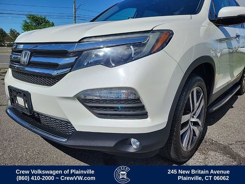 Used 2018 Honda Pilot Touring image 24