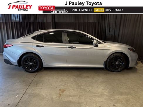 Certified 2025 Toyota Camry LE w/ Convenience Package image 27