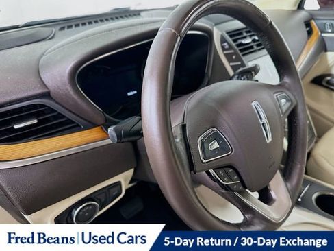 Used 2016 Lincoln MKC Reserve w/ Lincoln MKC Climate Package image 11