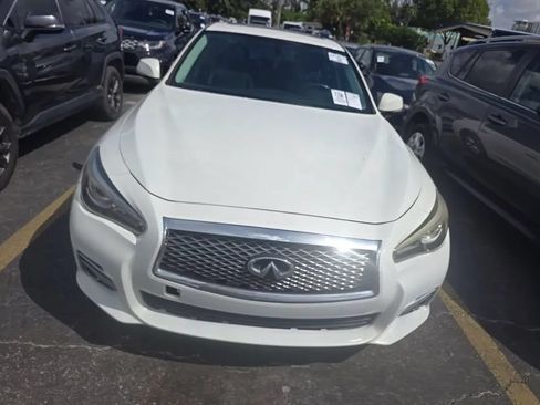 Used 2015 INFINITI Q50 Premium AWD/4WD image 2