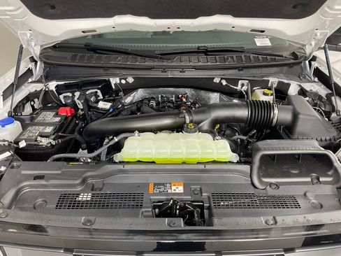 New 2026 Ford Expedition Active RWD image 9