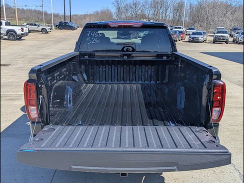 New 2026 GMC Sierra 1500 SLE w/ X31 Off-Road Package AWD/4WD image 13