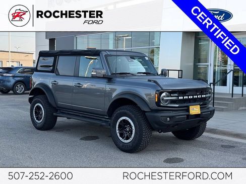 Certified 2022 Ford Bronco Outer Banks w/ Sasquatch Package AWD/4WD image 1