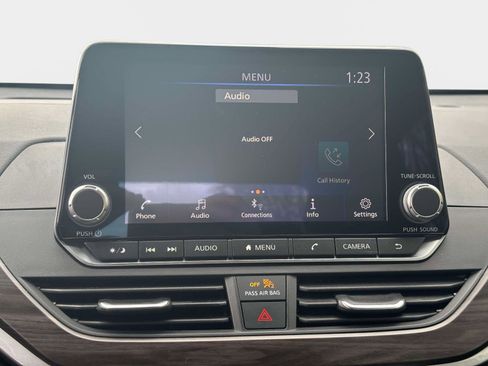 Certified 2024 Nissan Altima 2.5 SV image 17