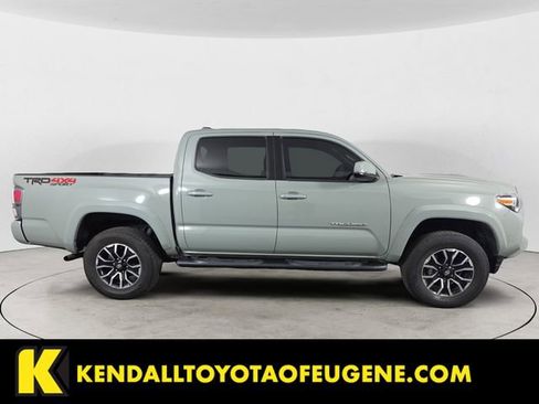 Certified 2022 Toyota Tacoma TRD Sport w/ Technology Package AWD/4WD image 6