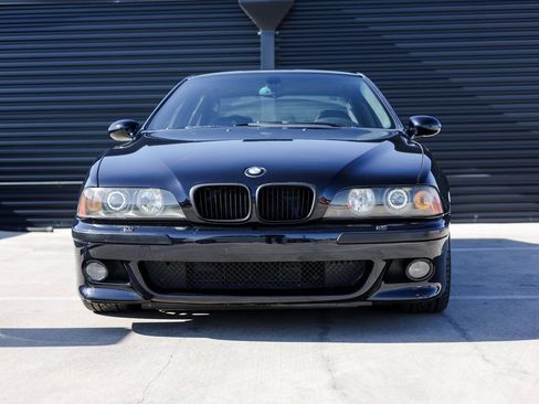 Used 2000 BMW M5 image 10