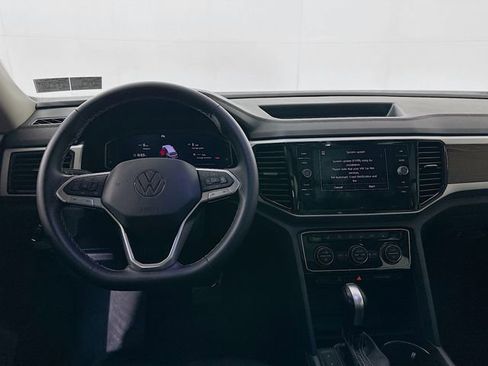 Used 2023 Volkswagen Atlas SE w/ Panoramic Sunroof Package AWD/4WD image 23
