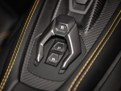 Used 2024 Lamborghini Revuelto image 46