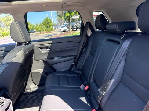 Used 2026 Nissan Rogue Dark Armor FWD image 10