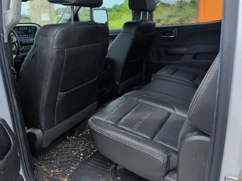Used 2019 GMC Sierra 2500 Denali w/ Duramax Plus Package AWD/4WD image 14