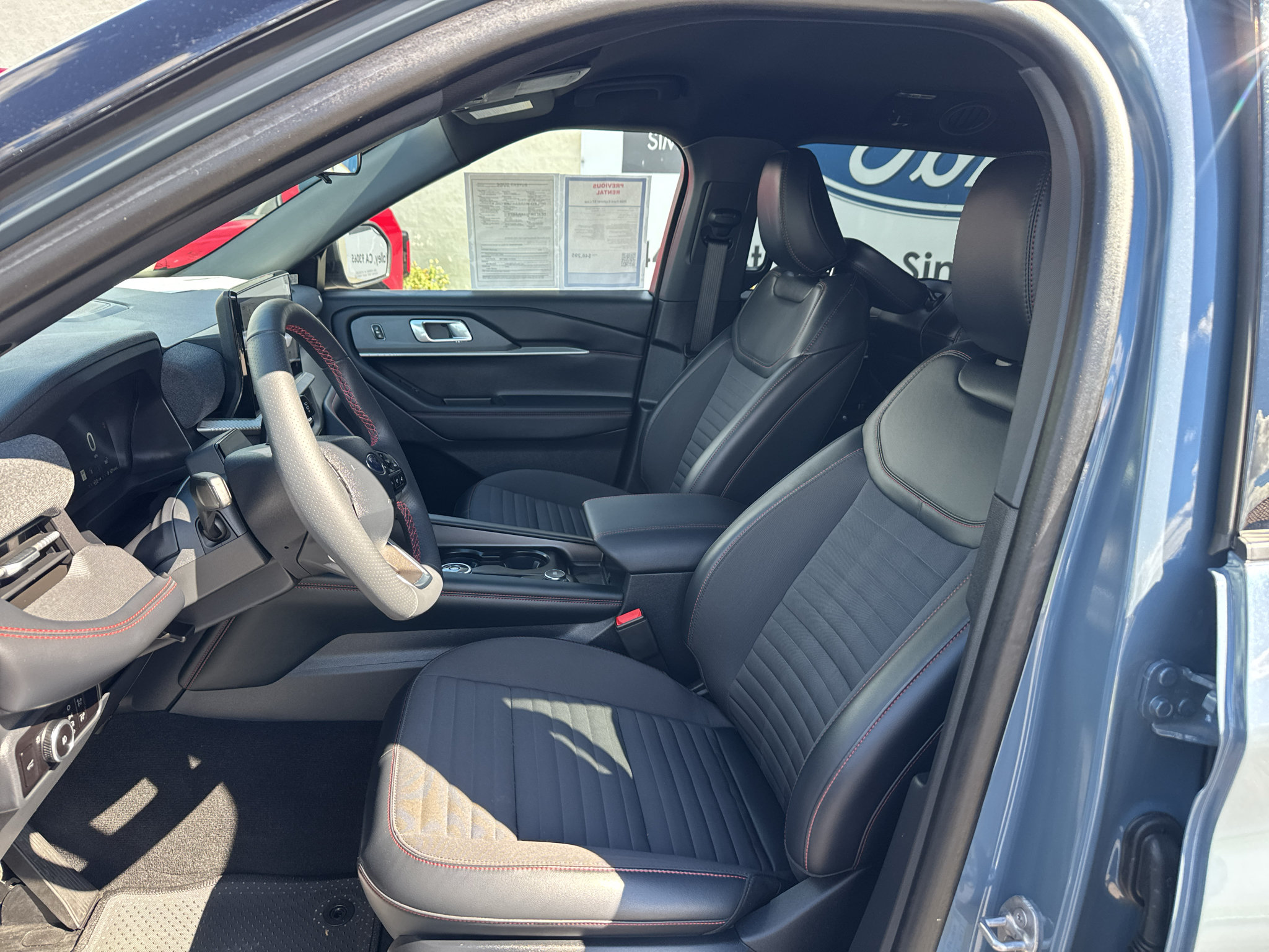 Used 2026 Ford Explorer ST-Line RWD image 8