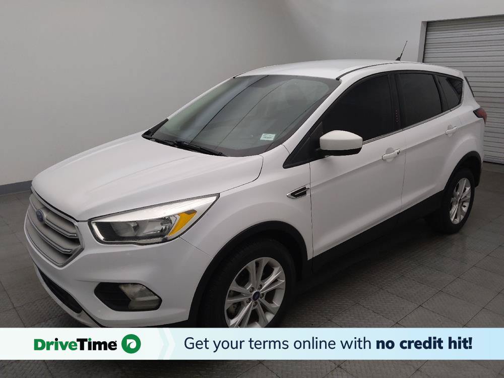 Used 2019 Ford Escape SE FWD image 1