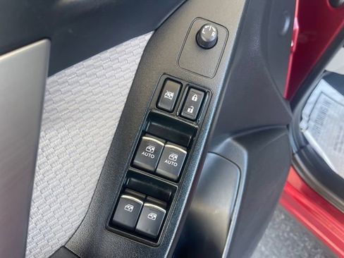 Used 2017 Subaru Forester 2.5i w/ Alloy Wheel Package image 18