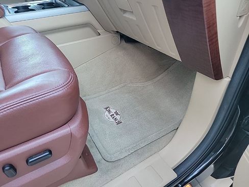 Used 2013 Ford F250 King Ranch image 45