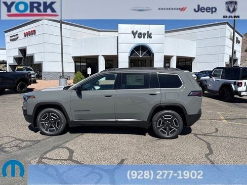 New 2026 Jeep Cherokee Laredo AWD/4WD image 1