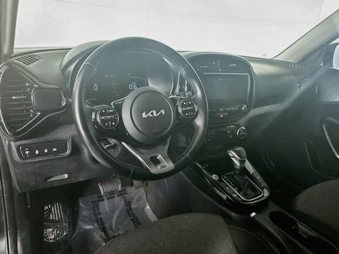 Used 2024 Kia Soul EX FWD image 11